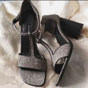Hype Tweed Shoes Chunky Flared Heels Square Toe 7M
